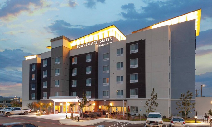 West San Antonio Hotel | TownePlace Suites by Marriott San Antonio Westover Hills