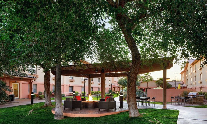 Tempe Hotel | TownePlace Suites Tempe at Arizona Mills Mall