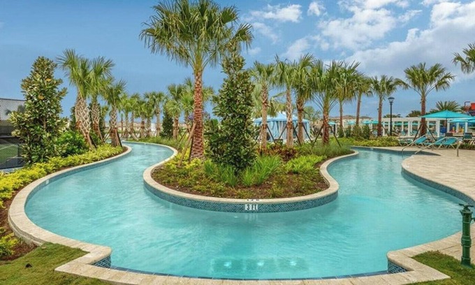Four Corners Cabaña | Townhome Splash Pool BBQ Free Water Park!