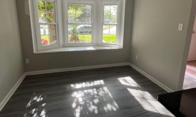 Northeast Virginia Beach Casa | Townhome!!