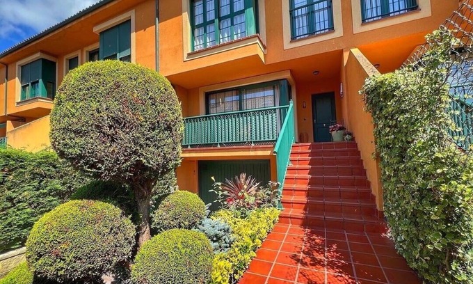 La Favorita Casa | ¡Chalet adosado a10 minutos de Oviedo y 15 de Gijón! Ideal para familias.
