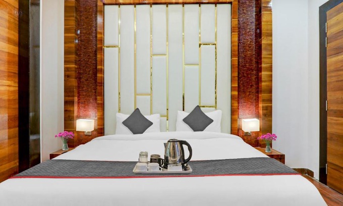 Kalyanpur Hotel | Townhouse 1134 Hsdv