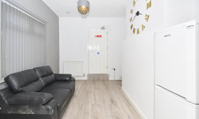 Crewe Casa | Townhouse @ 115 Walthall Street Crewe