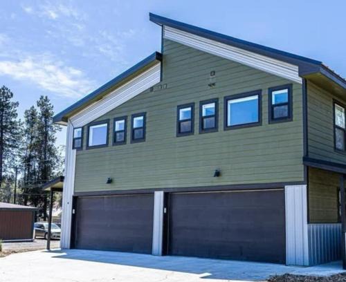 McCall Casa | Townhouse in Prime Location
