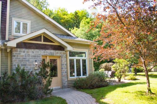 Mont-Tremblant Apartamento | Townhouse in Tremblant
