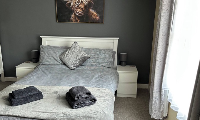 Llanidloes Casa | Townhouse-Llanidloes- Mid Wales- Powys-Pet-Friendly- sleeps 6