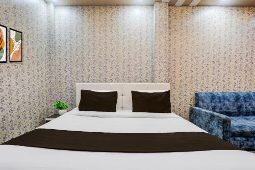 Varanasi Hotel | Townhouse OAK R R Palace