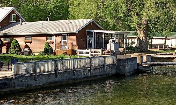 Town of Oswegatchie Casa | Townhouse on the Saint Lawrence River 10 ft from water.