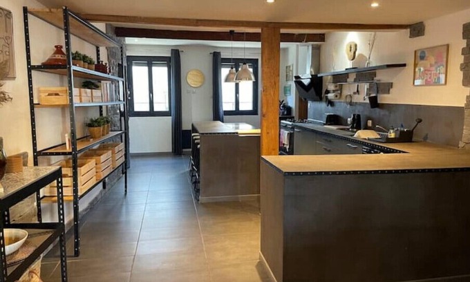 Limoux Casa | Townhouse with Roof Terrace