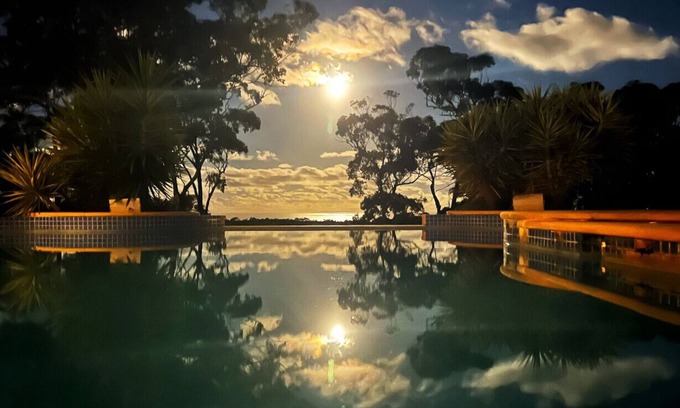 Crescent Head Casa | TPH Couples retreat, ocean views, pet friendly