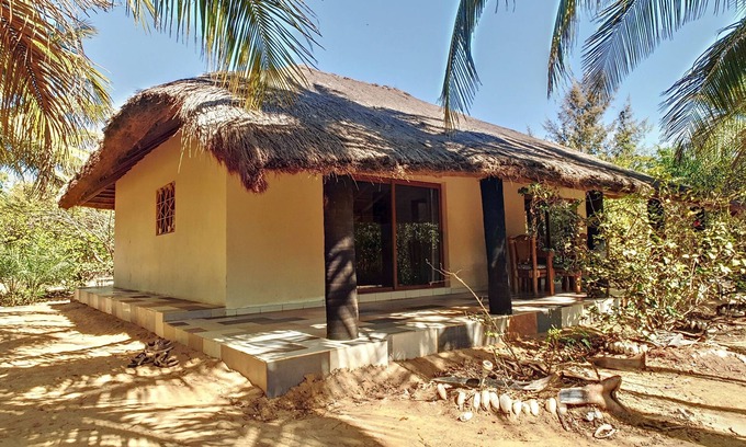 Abeme Casa | Très Agréable Villa 2 Chambres Avec Jardin