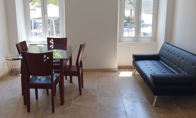 Callas Apartamento | Très bel Appartement au Centre du Village