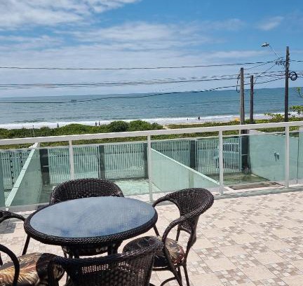 Matinhos Casa | Tríplex de frente para o mar com 4 quartos
