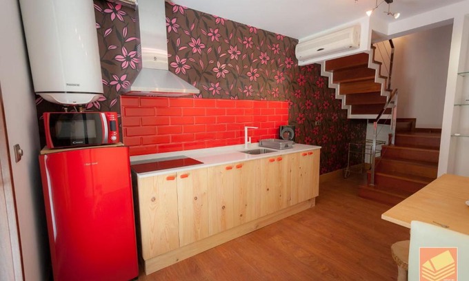 Cangas Apartamento | Tríplex del Outeiro "La casa del fotógrafo"