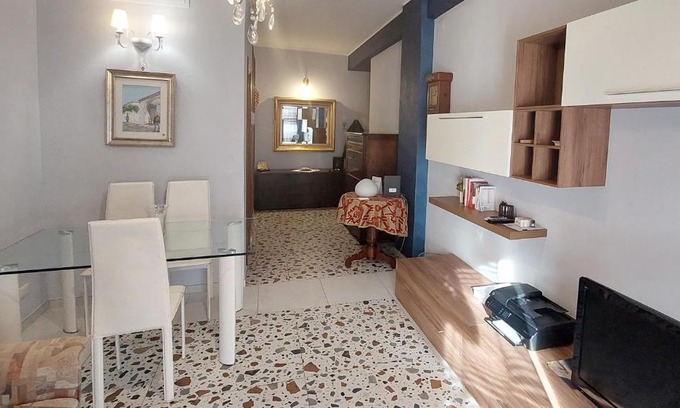 Quartiere XX Ardeatino Apartamento | Tra le antiche mura e Garbatella