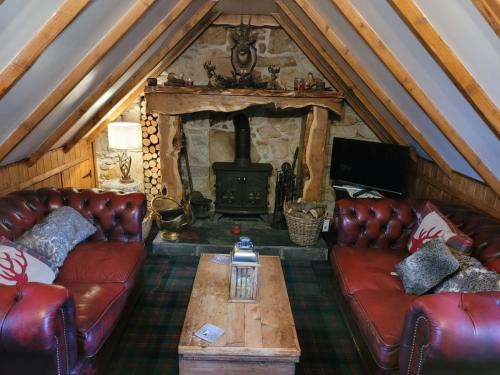 Dalry Casa | Traditional 2-Bed Cottage in Dalry
