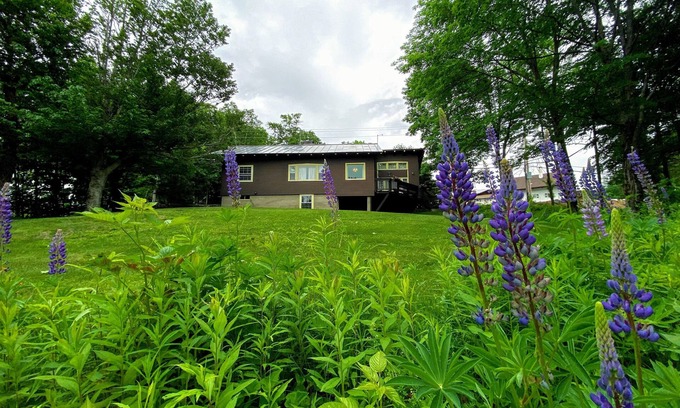 Franconia Casa | Traditional Austrian Chalet at the base of Cannon Ski Area in Franconia Notch