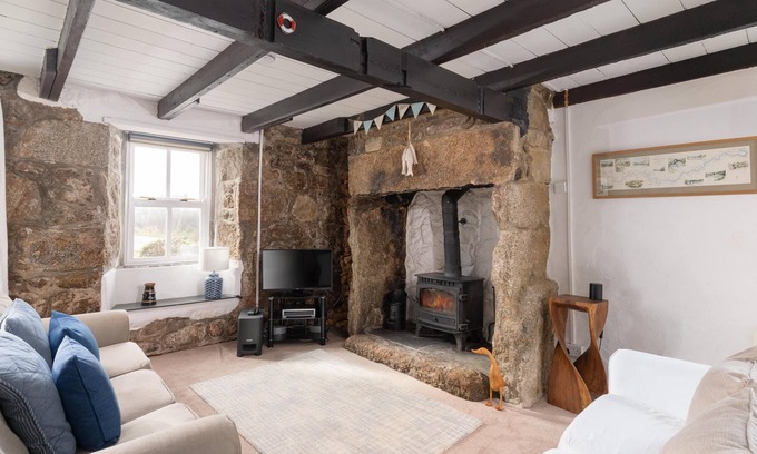 Sennen Cabaña | TRADITIONAL COTTAGE, AMAZING VIEWS, CLOSE TO BEACH