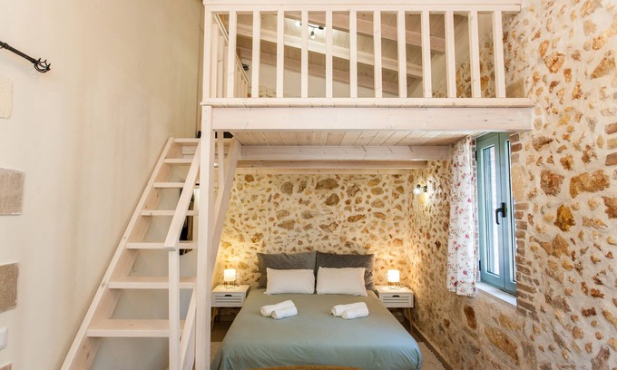 Halepa Casa | Traditional Home