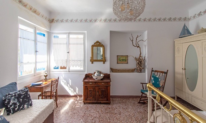 Filoti Casa | Traditional house close to great hiking trails