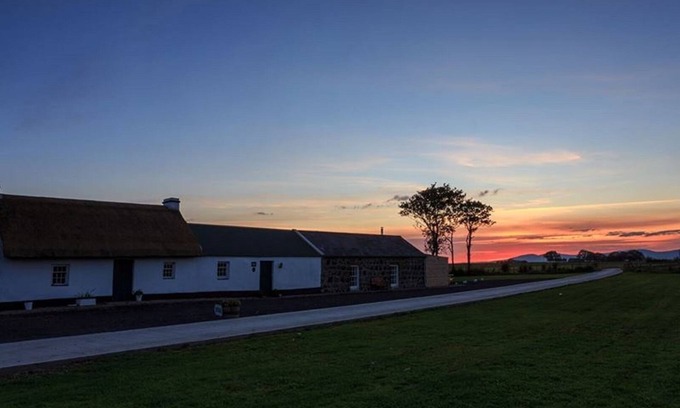 Limavady Casa | Conversión de granero tradicional irlandesa en la ruta costera Causeway