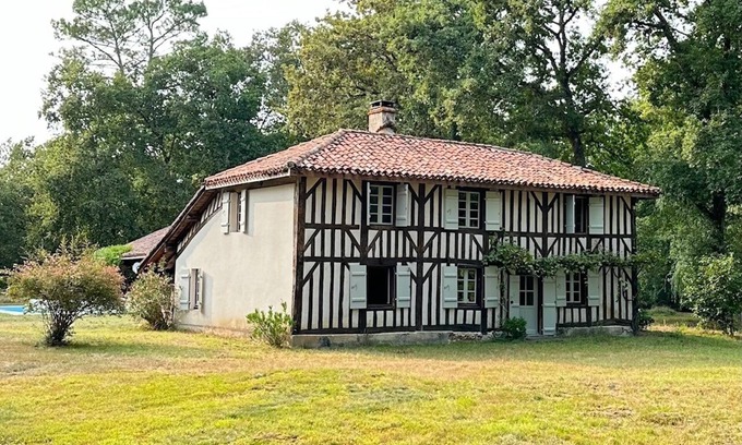 Vert Casa | Traditional Landes house on airial