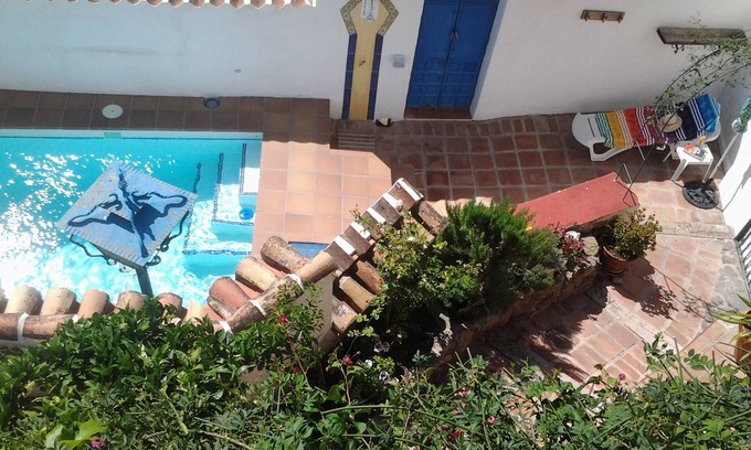 Comares Cabaña | Villa tradicional española en Comares con piscina y bonitas vistas