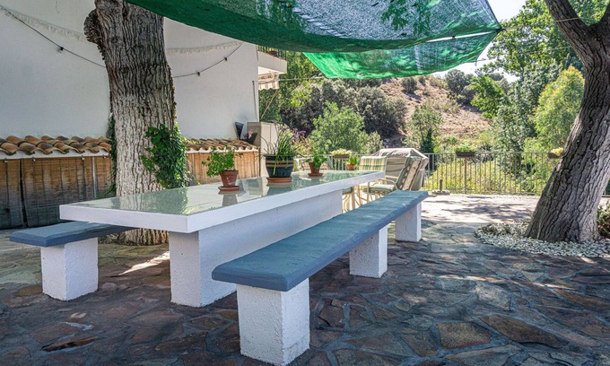 Tozar Cabaña | Traditional village house with large pool, in great countryside. Explore!