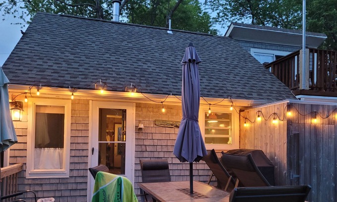 Charlestown Casa | ¡Las tradiciones comienzan aquí! (y estacionamiento GRATUITO en la playa)