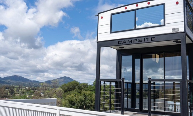 Ramona Casa | Trailer Paradise with AC and WiFi in adorable Ramona