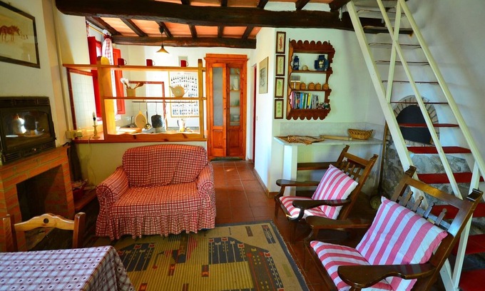San Marcello Piteglio Chalet De Esquí | Chalet de piedra tranquilo