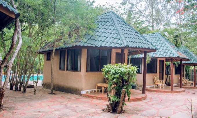 Galu Cabaña | Tranquil 1-bedroom cottage in Diani Beach-5