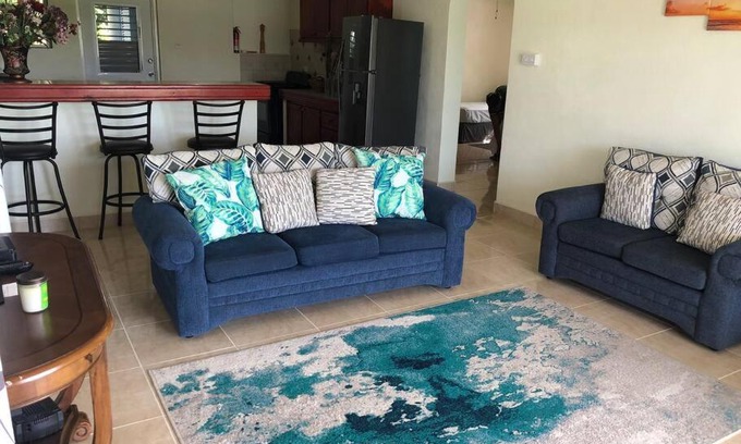 Woodbourne Apartamento | Tranquil 2-bedroom rental in beautiful Barbados