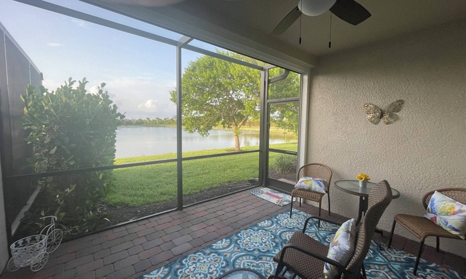 Naples Villa | Tranquil 2-bedroom villa with water view where modern luxury meets coastal charm