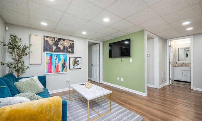 Church Street Apartamento | Tranquil 2bd Oasis 10 Min to Airport & Downtown