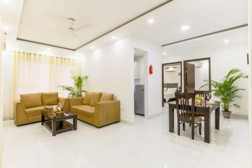 Sushant Lok Apartamento | Tranquil 2BHK Oasis in the Heart of Gurugram