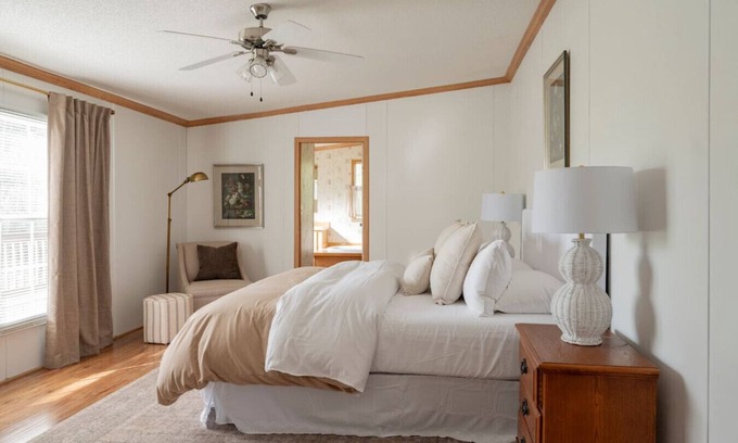 Concord Apartamento | Tranquil 4-BDR Escape | 2King Beds + Free Parking*