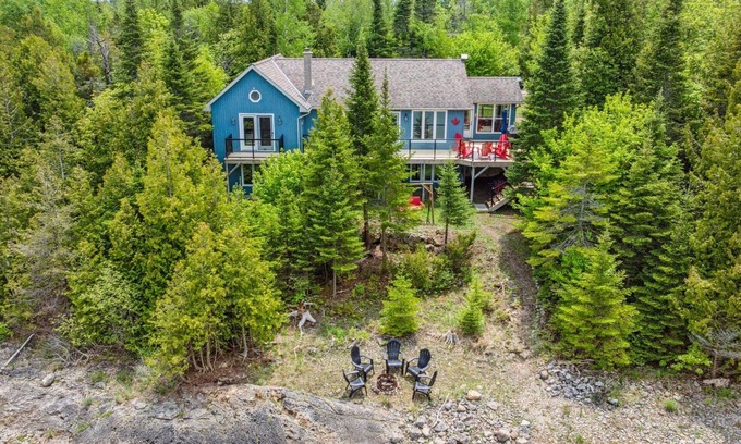 Lion's Head Cabaña | Tranquil 4BR Bayfront Island Retreat