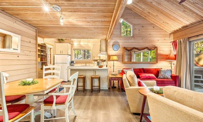 Black Butte Ranch Cabina | Tranquil Cabin in Black Butte Ranch w HOTTUB