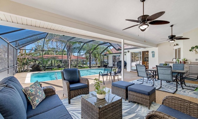 Palm Harbor Casa | Tranquil Canal Oasis in Palm Coast