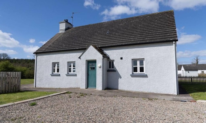 Enniskillen Cabaña | Tranquil Cottage Retreat in Enniskillen