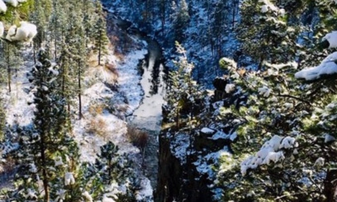 Hill City Cabina | Tranquil Creekside Cottage en el corazón de las hermosas Black Hills