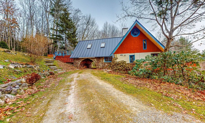Pittsfield Casa | Tranquil dog-friendly retreat with generous deck, fitness area, & amazing views