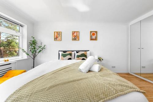 Bushey Apartamento | Tranquil Escape In Hertfordshire, Free Parking, 2 Bed, 2 Bath, Sleeps 6