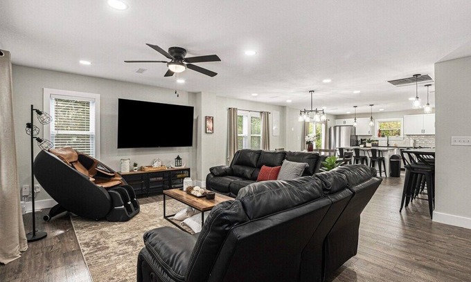 Grandview Casa | Tranquil Getaway l 3 BDRM l Long stay & Fast Wi-Fi