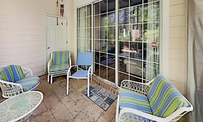 Pawleys Island Villa | Tranquil Hideaway 4 Bdrm Condo in Avian Forest