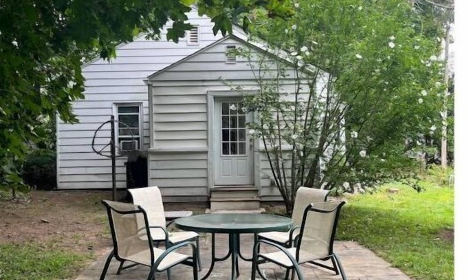 Northampton Casa | Tranquil house in Northampton near Smith College