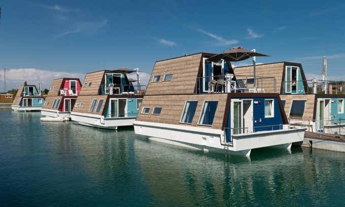 Lignano Sabbiadoro Alquiler De Eote | Tranquilo Marina Azzurra Resort House barco 2BR para 6 personas