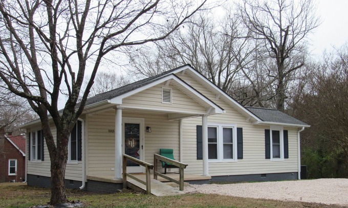 Kannapolis Casa | Tranquil Neighborhood yet Close to Downtown!