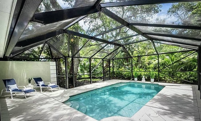 Central Beach Casa | Tranquil orchid island pool home